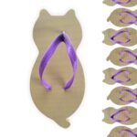 chinelo de gatinho nude com formato de gato