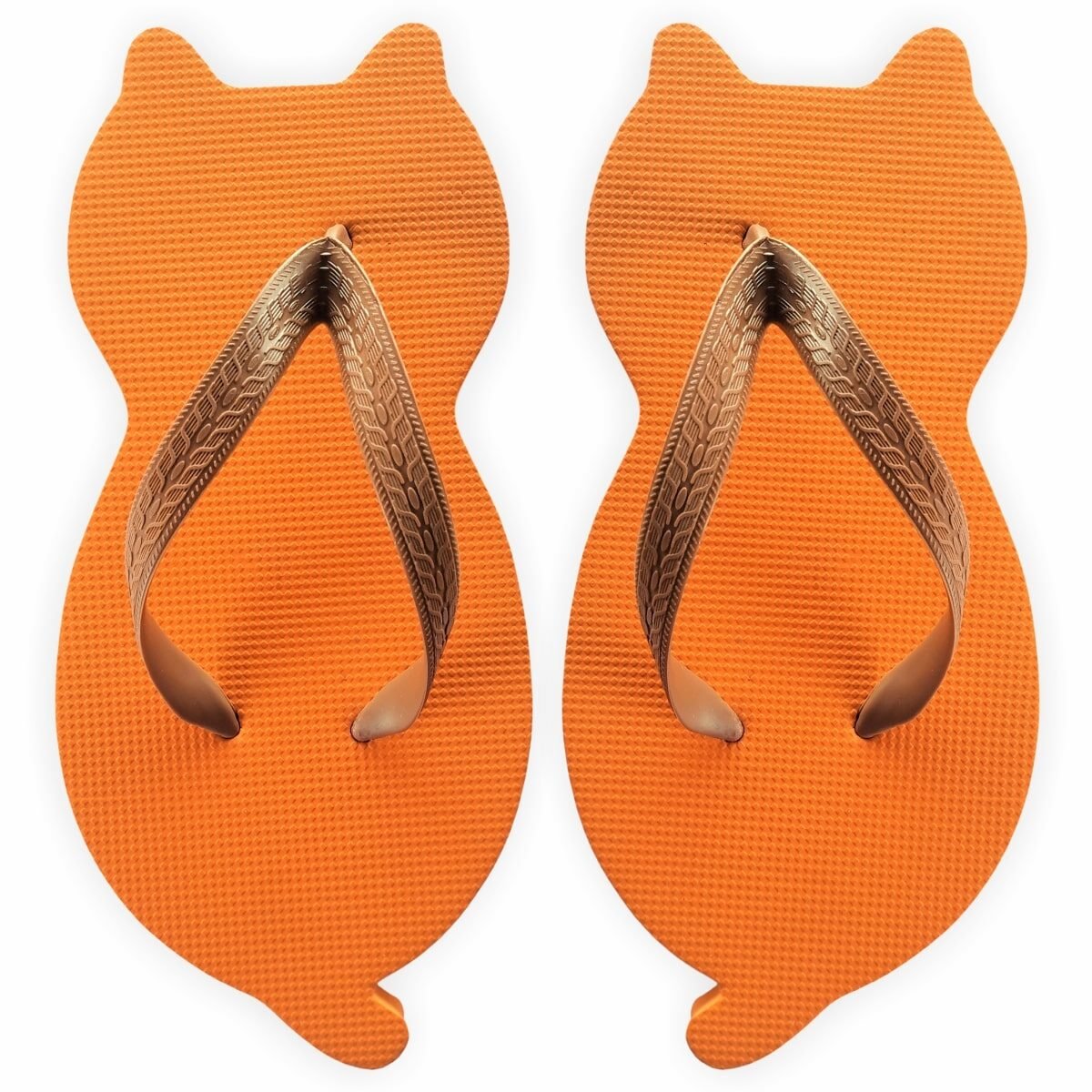 chinelo de gatinho laranja com formato de gato