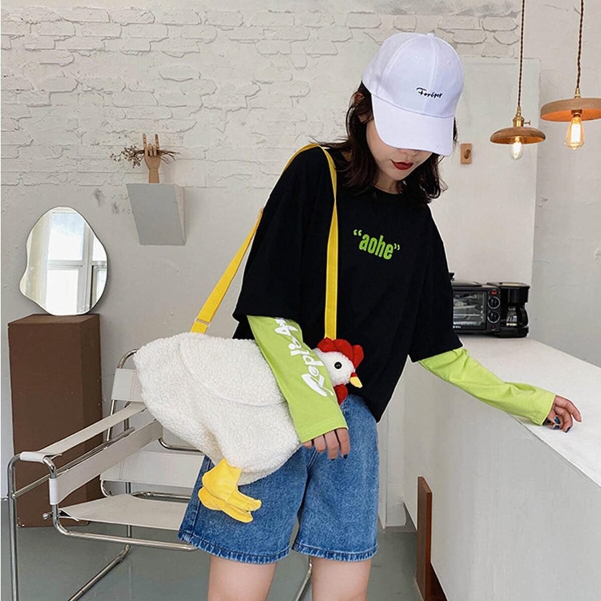Bolsa com Formato de Galinha de Pelúcia Chicken Bag