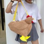 Bolsa com Formato de Galinha de Pelúcia Chicken Bag