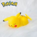 Luminária Pokémon Pikachu LED