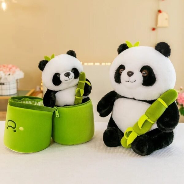 Urso Panda de Pelúcia com Bambu