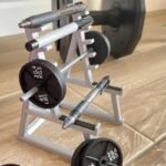 Suporte para Canetas e Lápis com Formato de Supino com Anilha Barra e Altere