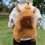 Mochila com Formato De Capivara de Pelúcia Fofa e Macia